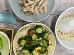酸甜黄瓜-康师傅私房牛肉面(北京南站店)