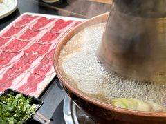 -常赢三兄弟·清真涮肉·清真炒菜(朝阳新城店)