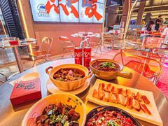 -探吃·美食潮玩汇