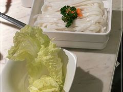 -左庭右院鲜牛肉火锅(浦江欢乐颂店)