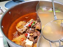 -左庭右院鲜牛肉火锅(浦江欢乐颂店)