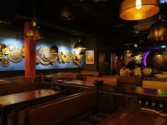 -Helens海伦司小酒馆(上海疁城新天地店)