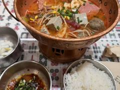-成都你六姐·牛肉冒菜·麻辣香锅(长泰广场店)