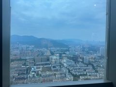 -怡豪大饭店·49楼旋转自助餐厅