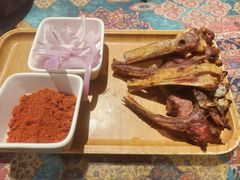 -乡村馕坑肉·烧烤·新疆菜·本地人更爱吃(阿勒泰首店)