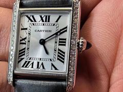 -小飞侠奢侈品回收 寄卖 养护(宝山宝龙广场店)