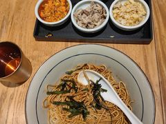 -蟹黄鱼·海派深夜面馆(巨鹿路店)