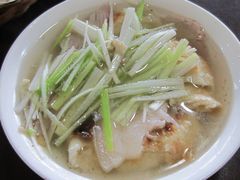 -金卯白肉罩火烧