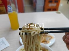 榨菜肉末担担面-华天新川面馆(缸瓦市店)
