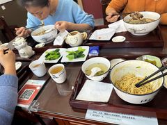 -百年老字号·观振兴蟹黄面·三虾面·苏式面(观前街富仁坊巷店)