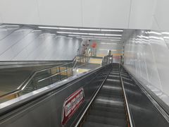 -奥体中心(地铁站)