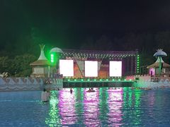 -汤山欢乐雪世界
