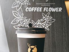 -瑞幸咖啡(新世界中心店)