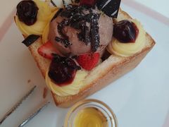 黑色幽默蜜糖吐司-Dazzling Cafe 蜜糖吐司专卖店