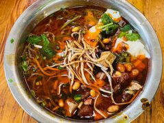 -老五鸡丝豆花面粉(瑞金北路68号院店)