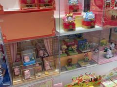 -名创优品(山东青岛华润万象城店)