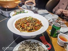 -黄泥岗·地道湖北菜(奥特莱斯店)