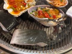 -围炉肉舍•炭烤活鳗•丹东海鲜烤肉(步行街店)