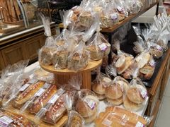 -汉柏麦香德国面包房(海信店)