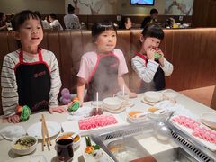 -海底捞火锅鲜切牛肉主题店(长寿路店)