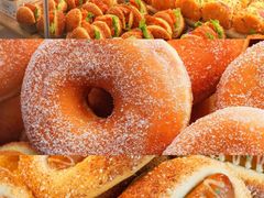 -万利隆·活力烘焙(板塘店)