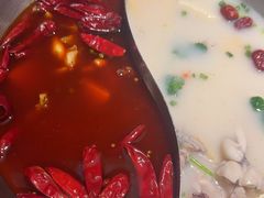 -麻田会 ·鲜活现烹·牛蛙火锅(珠江新城维家思广场店)
