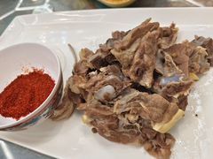 手把肉-乡村馕坑肉·烧烤·新疆菜·本地人更爱吃(阿勒泰首店)