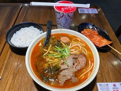 -老妈米线(港龙店)