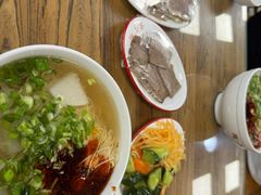 -陇上全荟兰州传统牛肉面(延吉路店)