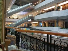 -广东大厦酒店(广州北京路步行街纪念堂地铁站店)