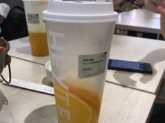 -喜茶(上海打浦桥日月光gelato lab+店)