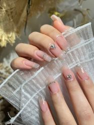 -NEW LOOK-绿麓 · 美甲美睫脱毛工作室