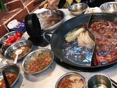 -憨铁匠老火锅(龙岗万科里店)