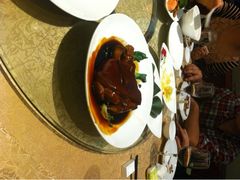 蹄膀-上海松江假日酒店