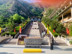 -鸡鸣山旅游风景区