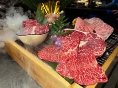 -铭牛烧肉·和牛海鲜自助(高新月牙湖店)