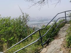 -紫金山山顶公园