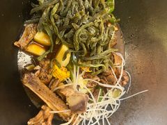 -人民公社铁锅炖·东北菜(卫国道店)