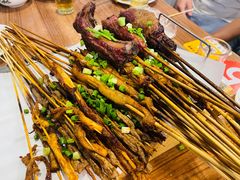 -陈员外正宗夹江烧烤(广福路店)
