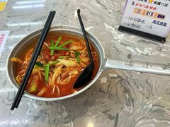 -汤小云火锅米线(钻汇广场店)