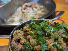 -大众跷脚牛肉馆·非遗传承单位(峨眉山店)