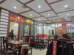 -湖南人家湘菜馆(镇江路店)