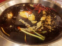 -山城年华老火锅(玉林店)