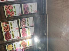 -小球滚滚湘菜馆·烤鱼·口味虾(太平街店)