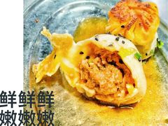 生煎包-老上海食惠裡小籠包生煎包