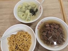 -新丰小吃(中山中路分店)