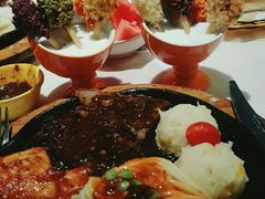 -豪客来牛排(中央花苑店)