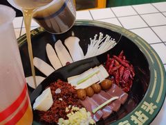-有拈头成都市井火锅(稠州西路店)
