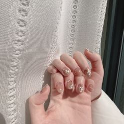 -Fanni美甲美睫皮肤管理