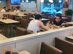 大堂-李先生牛肉面大王(东营友谊广场店)